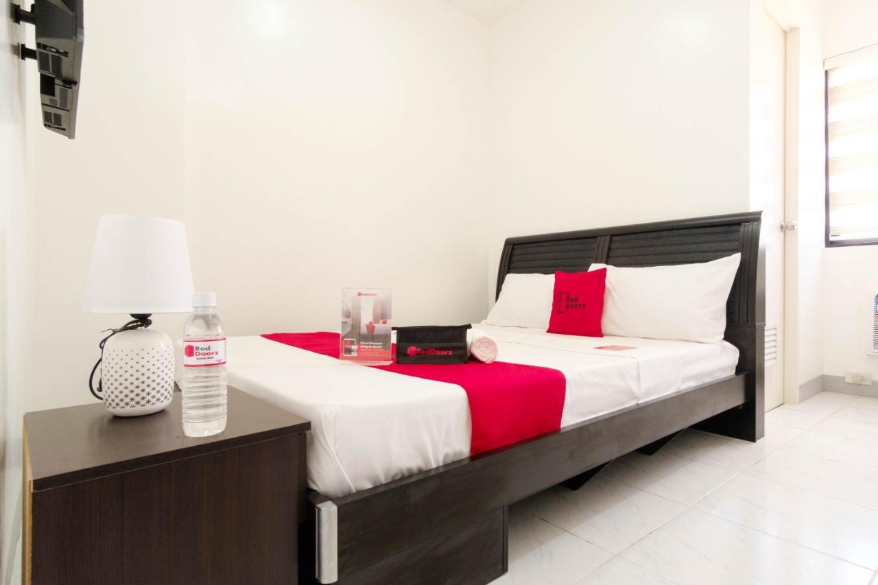 Reddoorz Near Sm Bicutan Hotel Paranaque City Екстериор снимка