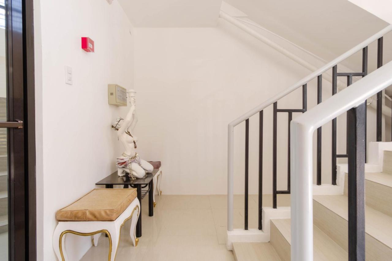 Reddoorz Near Sm Bicutan Hotel Paranaque City Екстериор снимка