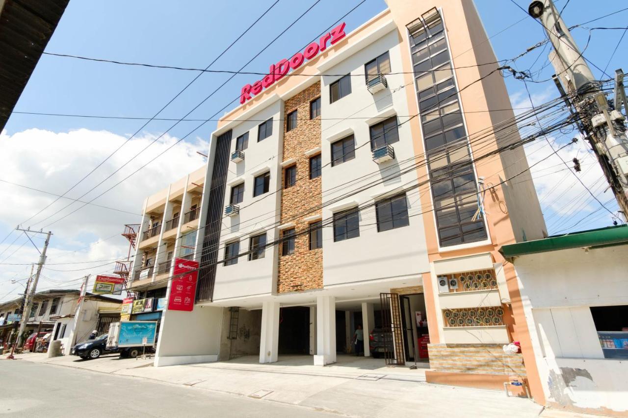 Reddoorz Near Sm Bicutan Hotel Paranaque City Екстериор снимка